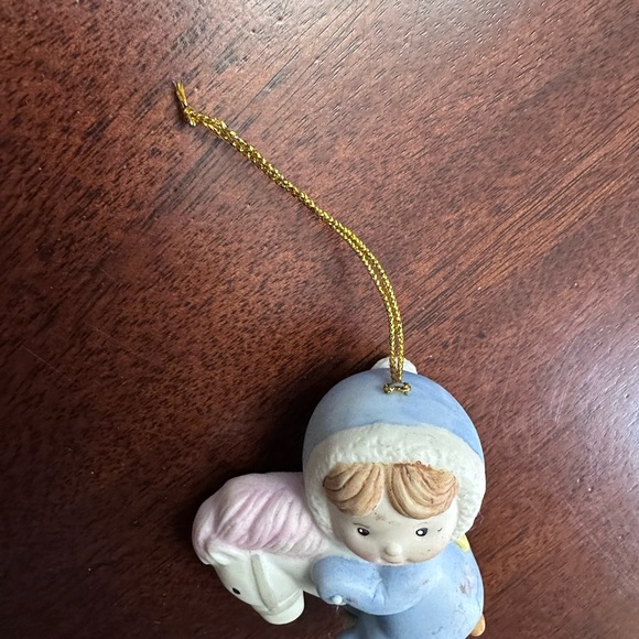 2 Vintage Snow Babies Christmas Ornaments Blue Ice Skating Horse Snow Baby - Picture 7 of 8